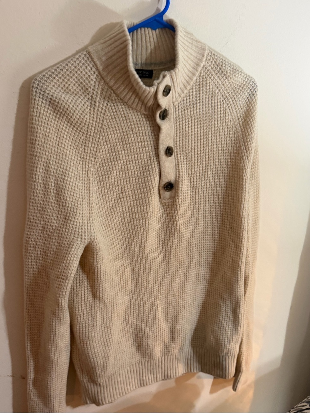 Banana Republic Men’s Size Medium Cream Button Front Merino Fine Wool Sweater